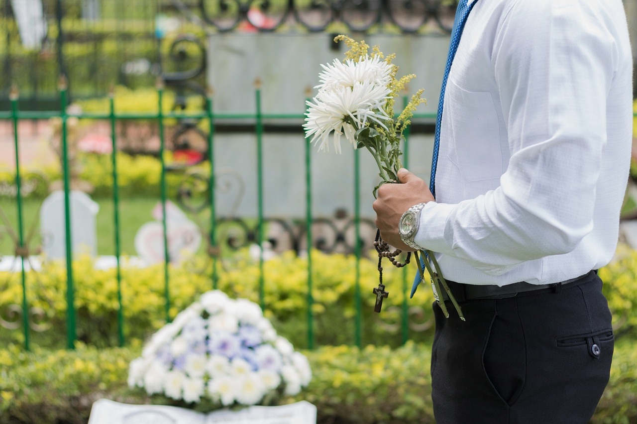 Šta uraditi kada neko premine? – Vodič kroz prve korake
